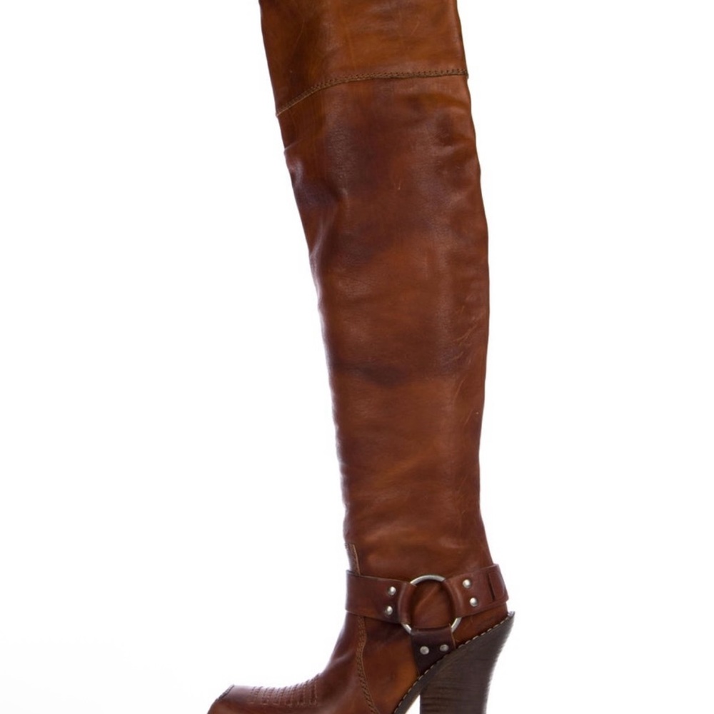 Christian Dior Brown Boots with Equestrian Elegance